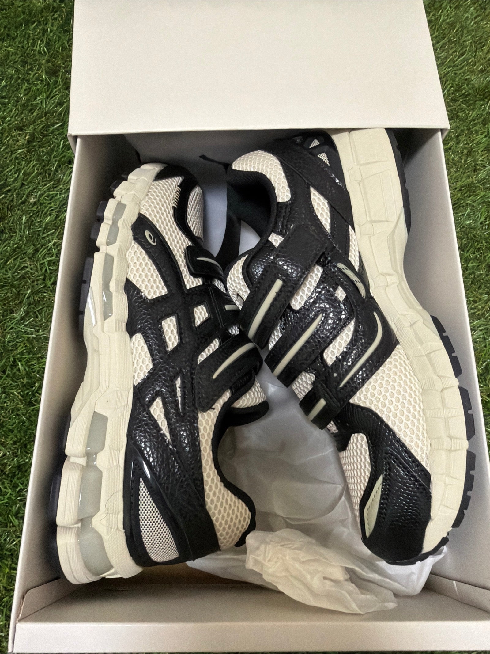 GEL-KAYANO 20