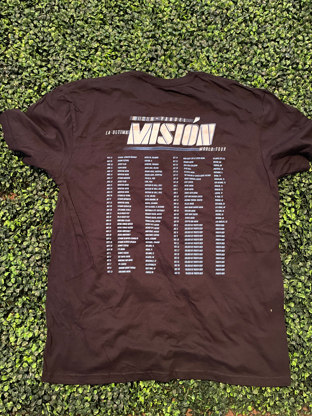 WISIN + YANDEL TOUR TEE