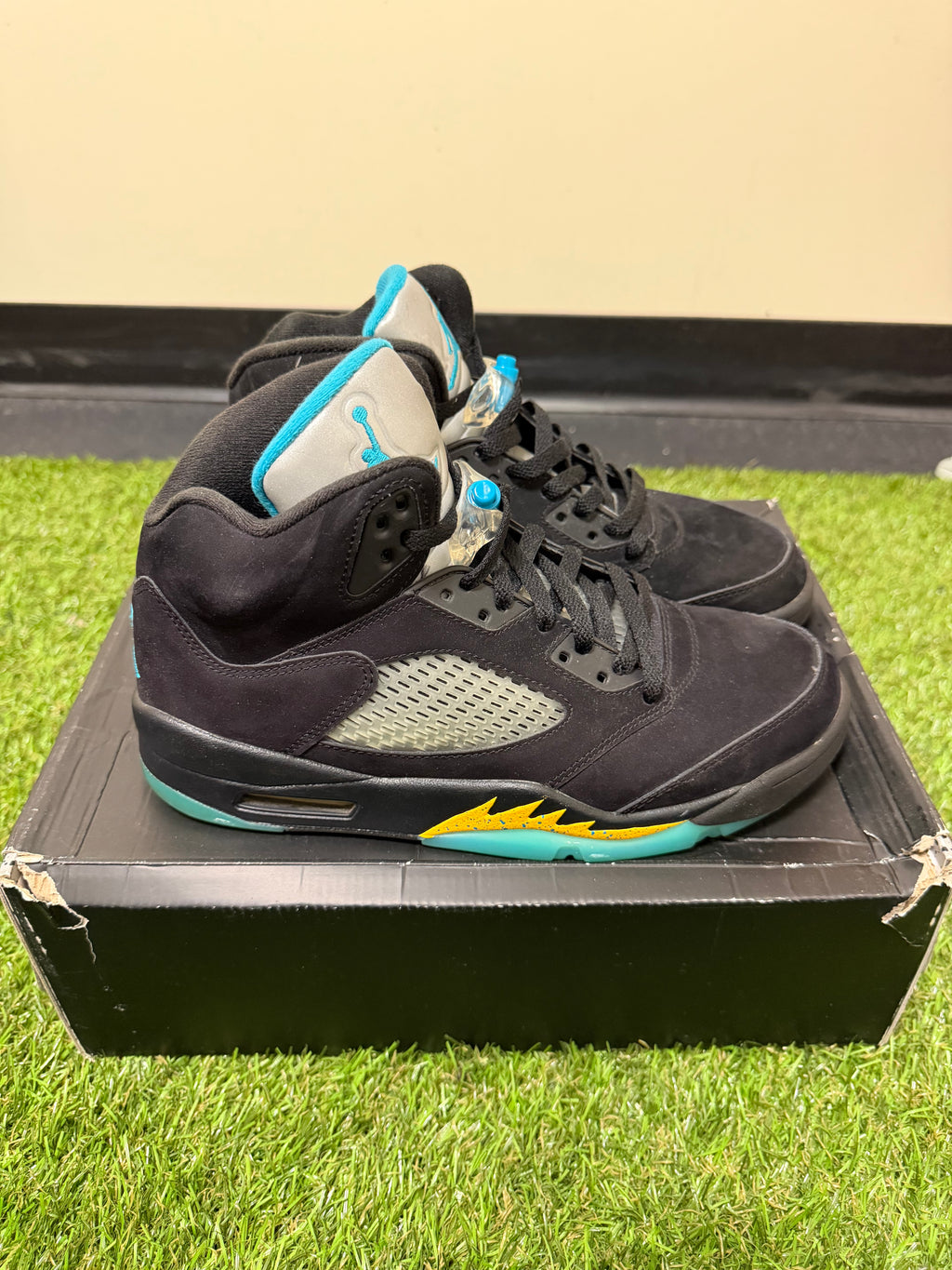 Jordan 5 aqua