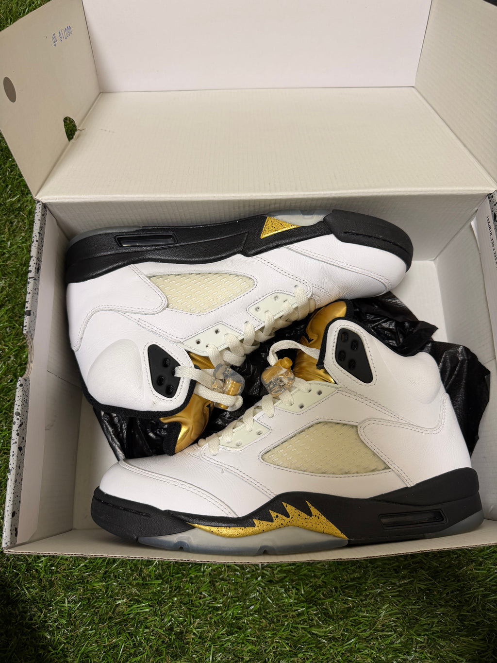 Jordan 5 Olympic preowned