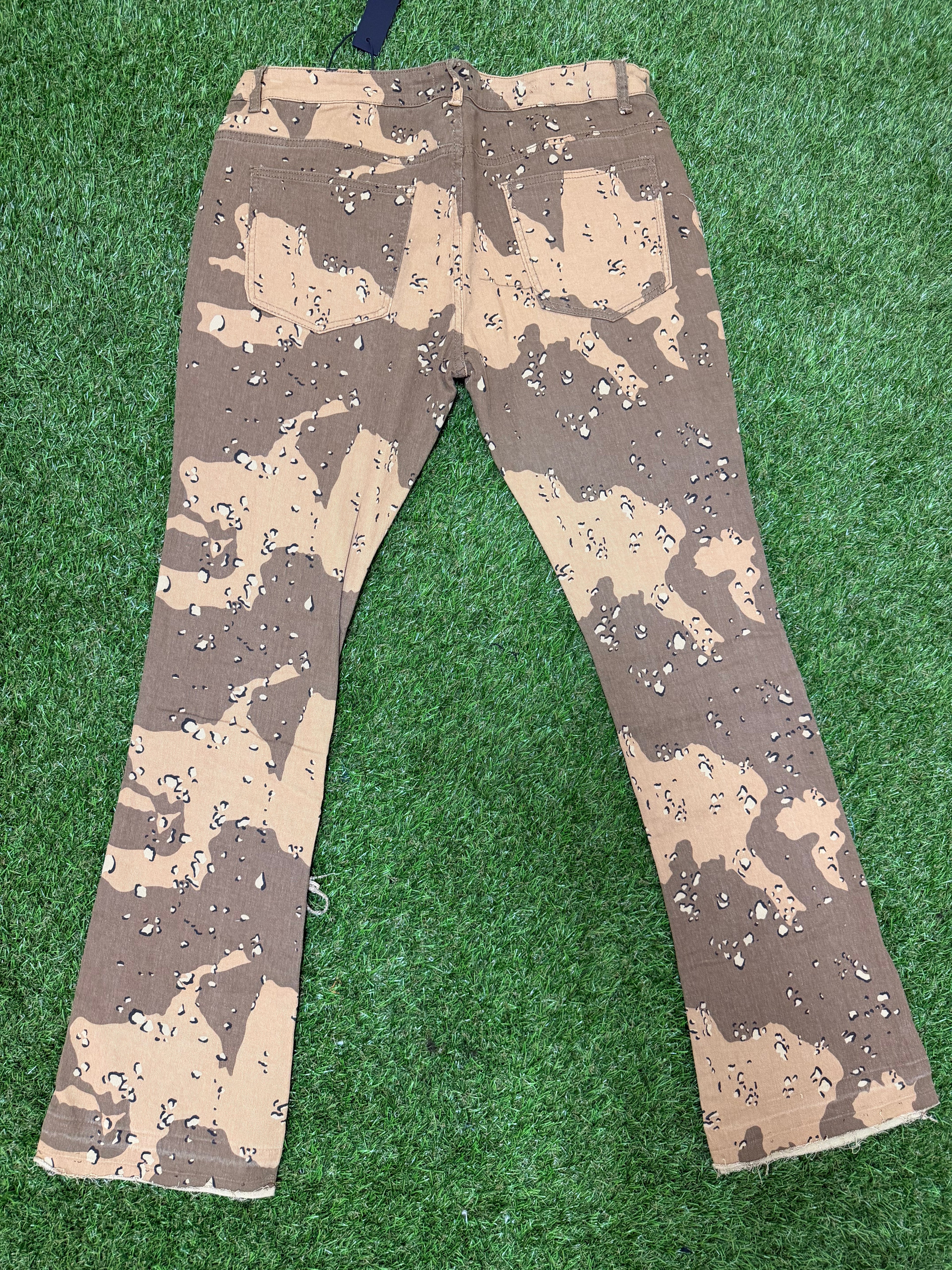 Camo pants
