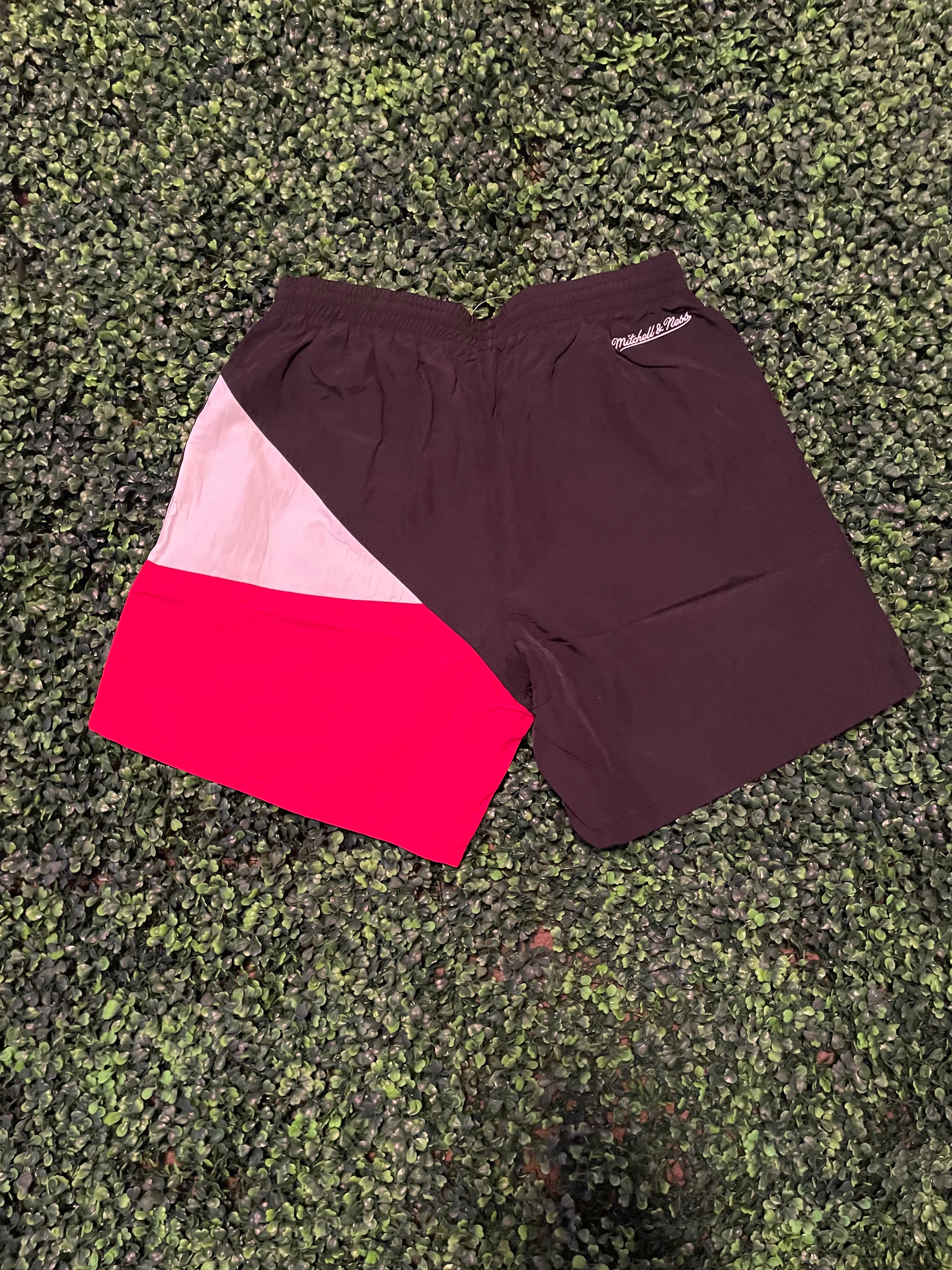 NBA SHORTS VINTAGE LOGO HEAT MITCHELL & NESS