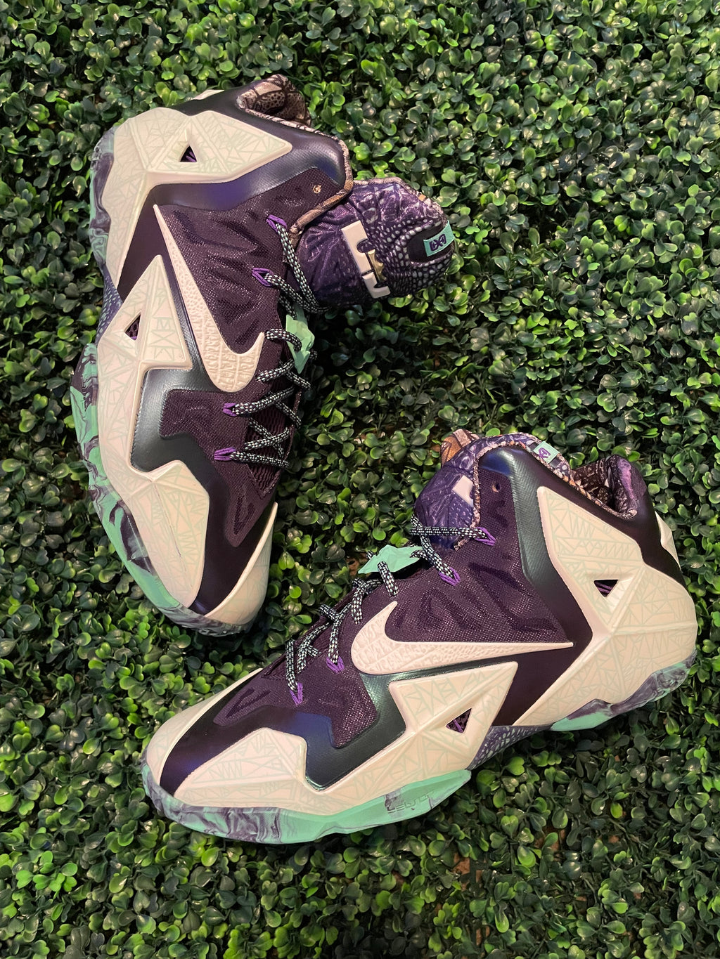 LEBRON 11 ALL STARS PREOWNED NO BOX