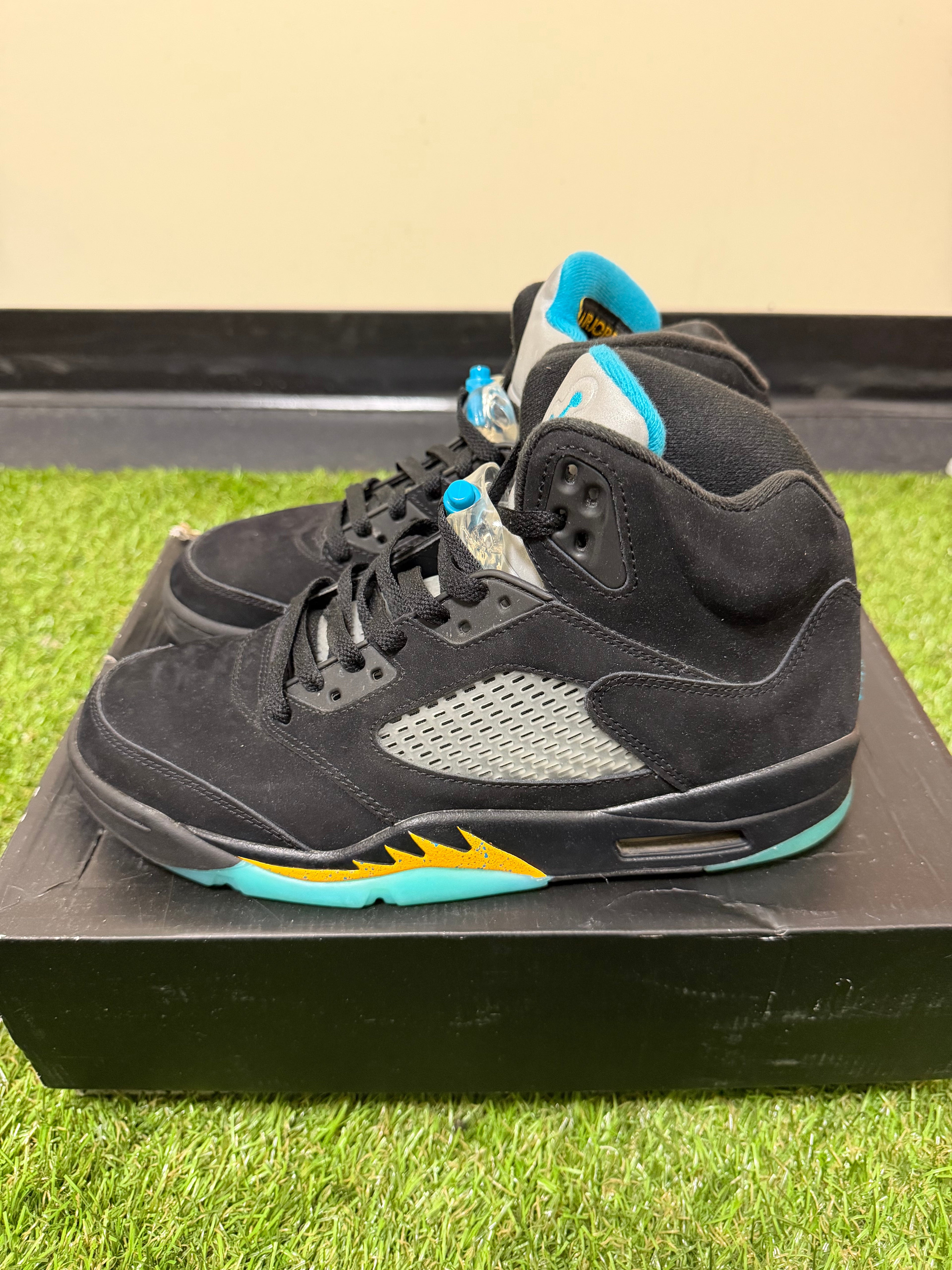 Jordan 5 aqua