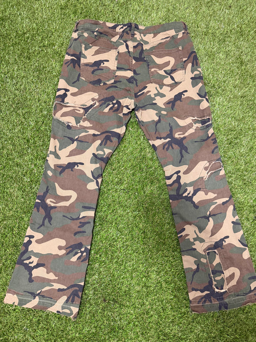 Camo pants