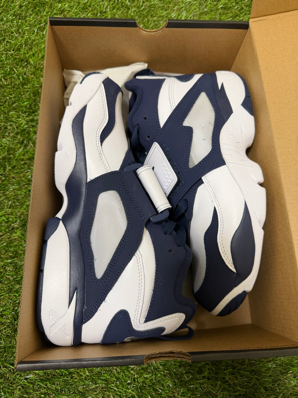 Nike air diamond turf new