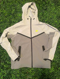 NIKE WINDBREAKER